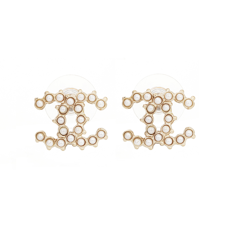 (Women) CHANEL  Gold Metal Logo Design Earrings. A58090GP