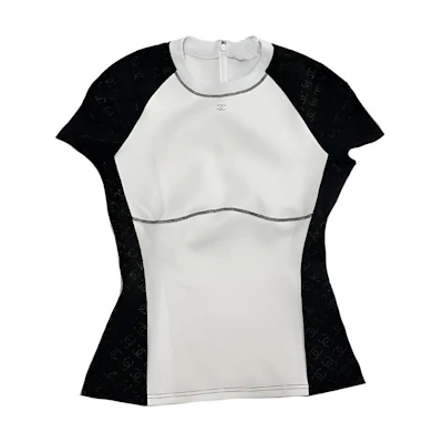 (Women) CHANEL Graphic Print Slim Fit Raglan Sleeve Crewneck T-Shirt. P76414-V47504-NT733