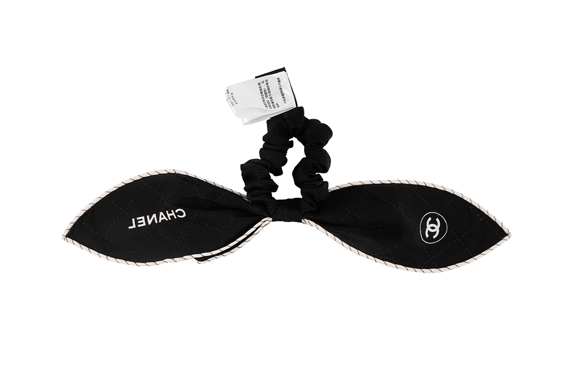 (Women) CHANEL  Hair Tie with Logo Design in Black. AA9172-B13586-NP313