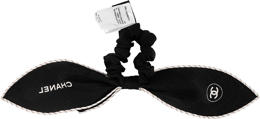 women-chanel-hair-tie-with-logo-design-in-black-aa-9172-b13586-np-313