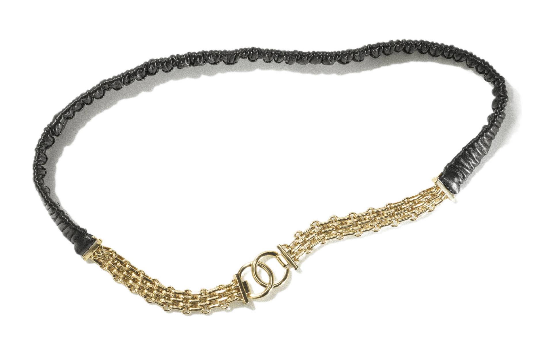 (Women) CHANEL  Lambskin Leather & Gold Metal Chain Belt. AA8259-B08253-94305