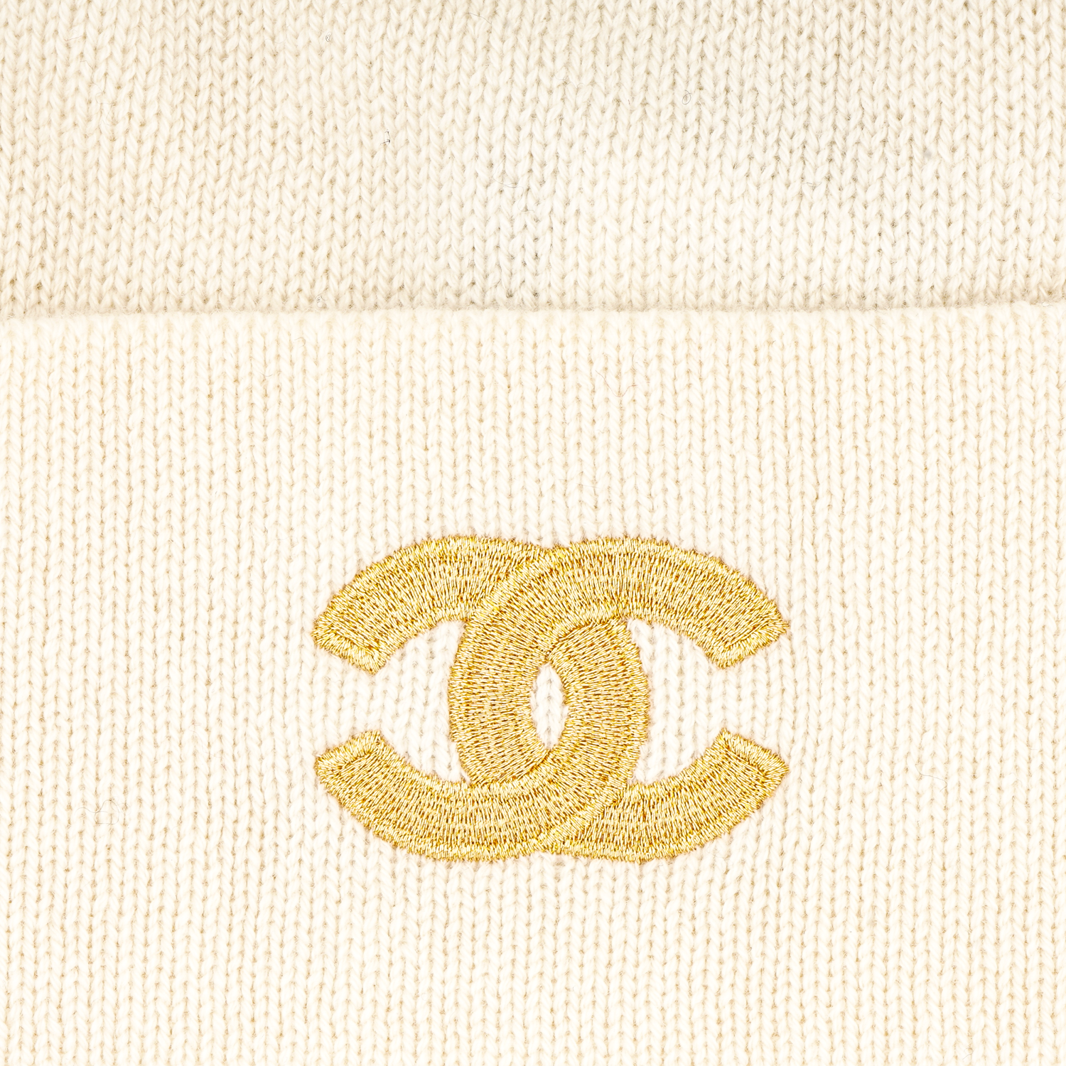 Shop (W) CHANEL Topi Beanie Rajut Kasmir Logo Bordir Stylish. AA8310B0845310800