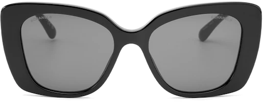 Lookbook (Women) CHANEL Trendy Butterfly Black Sunglasses 【Prescription Available】 CH5422B-1026S4