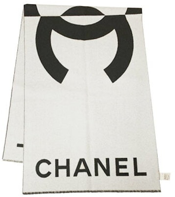 (W) シャネル ブラック&ホワイト カシミア ニット スカーフ. AA7944-B06946-NF744 Shop (W) シャネル ブラック&ホワイト カシミア ニット スカーフ. AA7944-B06946-NF744