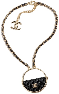 (Women) CHANEL Black Crossbody Bag Pendant Necklace for Women. AB9845-B09916-NL694 Buy (Women) CHANEL Black Crossbody Bag Pendant Necklace for Women. AB9845-B09916-NL694