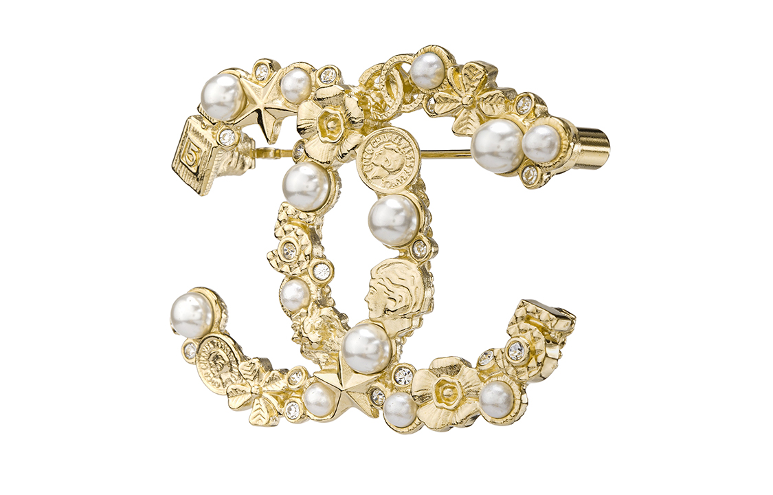 (Women) CHANEL Brooch Gold Double C Logo Perfume Bottle Clover Pearl  Pin. AB2918-B07863-N5443