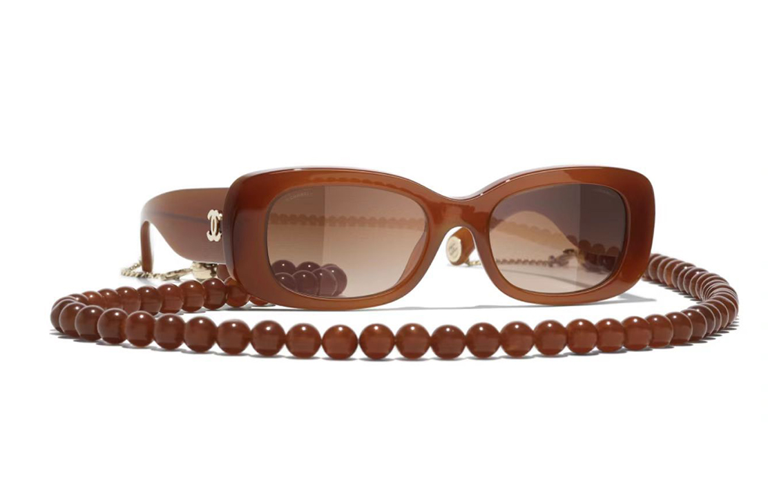 (Women) CHANEL Brown Irregular Oversized Sunglasses with Logo Detail for Women. CH5488A-1722S5