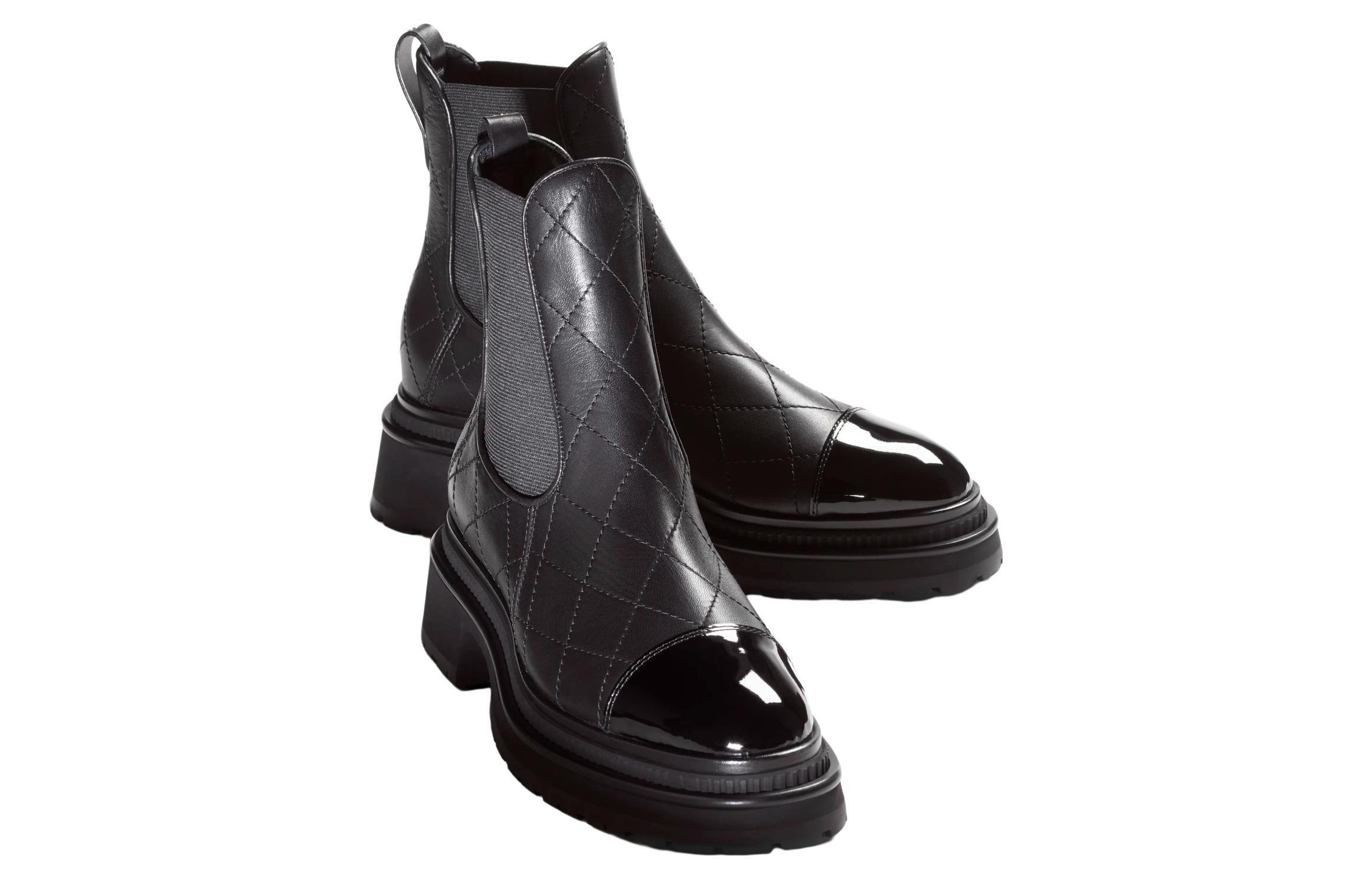 Lookbook (W) 샤넬 카프스킨 첼시 부츠 4cm 블랙 G45087-B13291-94305