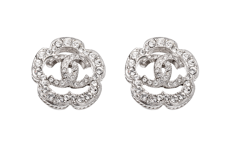(Women) CHANEL Camellia Classic Metal Rhinestone Stud Earrings for Women. AB3522-B02595-N6403