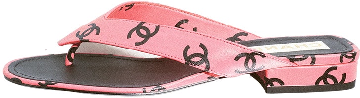 (Women) Chanel CC 20mm Heeled Thong Sandal Pink Leather G38978-X56530-K4158 (Women) Chanel CC 20mm Heeled Thong Sandal Pink Leather G38978-X56530-K4158