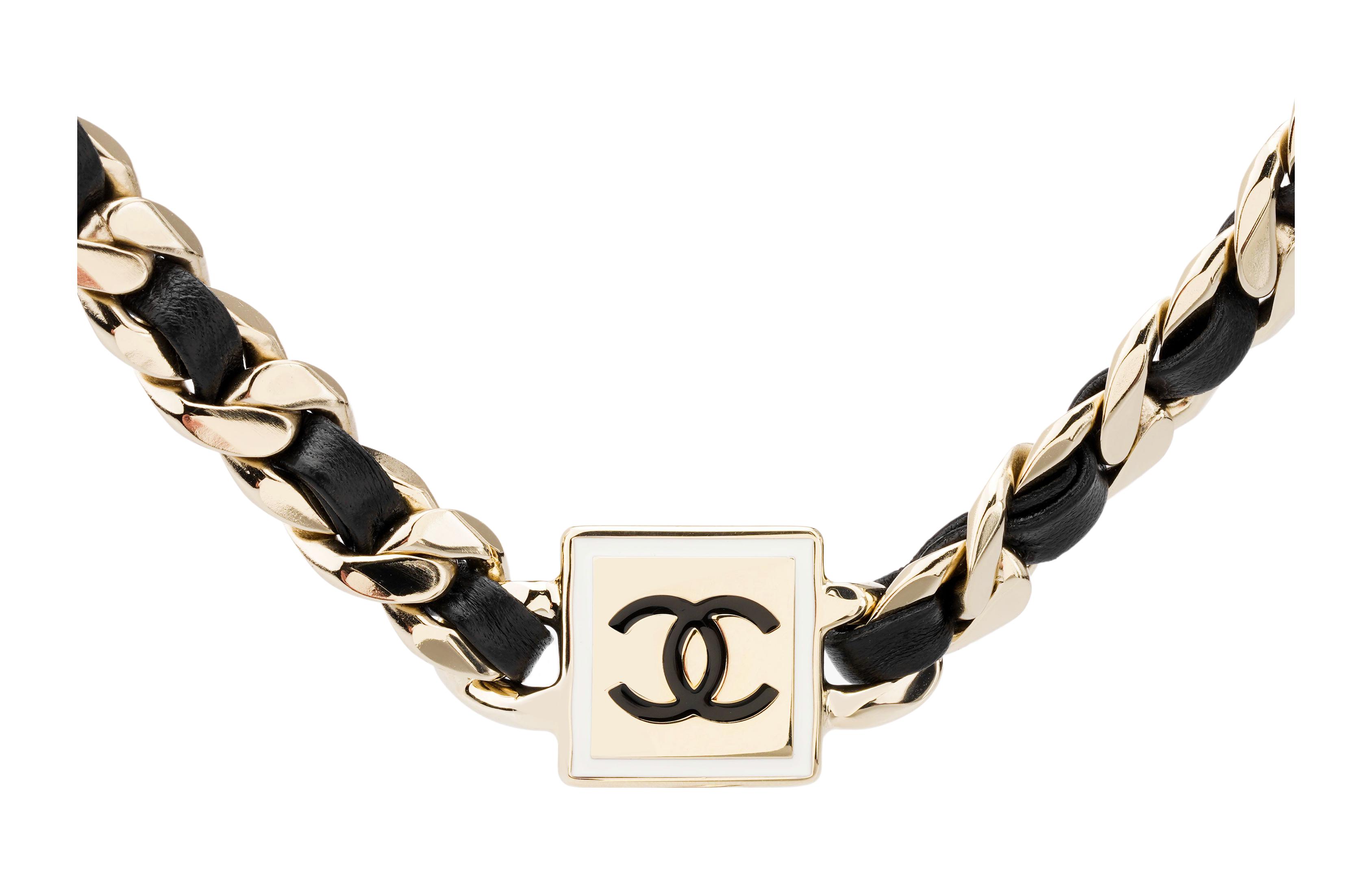 (Women) CHANEL CC Logo Charm Choker Leather Necklace Women Black/Gold. AB6771-B06482-NE777