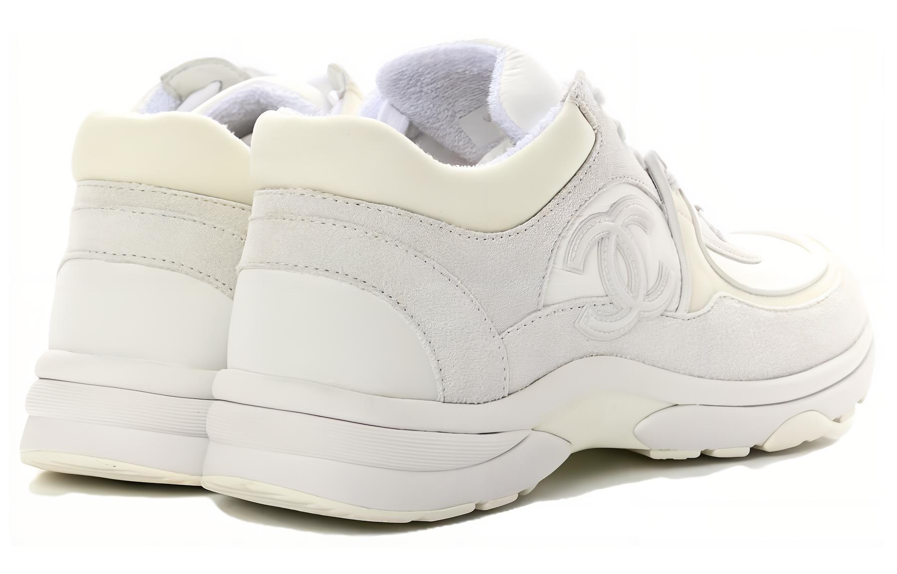 Purchase (W) Sneakers Chanel CC Logo 'Putih' G34360-Y53536-0I259