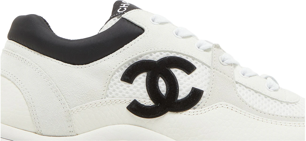 (W) Chanel CC Logo Sneaker ''Weiß Schwarz'' G38299-Y55720-K3846 Lookbook (W) Chanel CC Logo Sneaker ''Weiß Schwarz'' G38299-Y55720-K3846