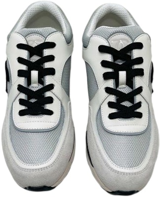 (W) Chanel Sepatu Olahraga Kulit Putih Logo CC G39066-Y55827-K4290 Lookbook (W) Chanel Sepatu Olahraga Kulit Putih Logo CC G39066-Y55827-K4290