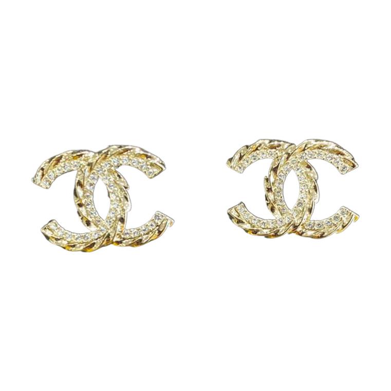 (Women) CHANEL Classic Double C Gold Metal Stud Earrings for Women Fashionable Design ABA711B10484NN009 圖 3