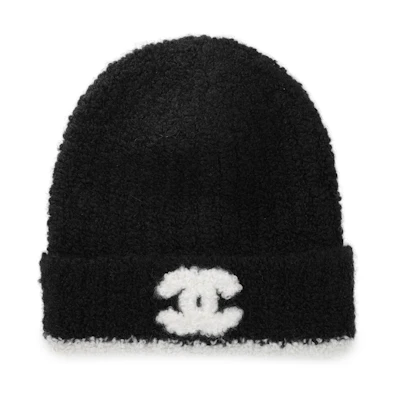 (Women) CHANEL Classic Double C Knit Beanie Black White Hat - Black AA9424-B13856-NQ765