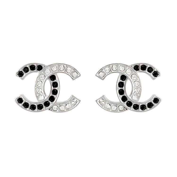(Women) CHANEL Classic Double C Logo Fashion Earrings for Women - Silver. AB8981-B08690-NJ338