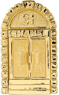 (W) CHANEL Bros Wanita Emas Logo Classic Double C Frame Metal. AB8649-B08481-NI873 Order (W) CHANEL Bros Wanita Emas Logo Classic Double C Frame Metal. AB8649-B08481-NI873