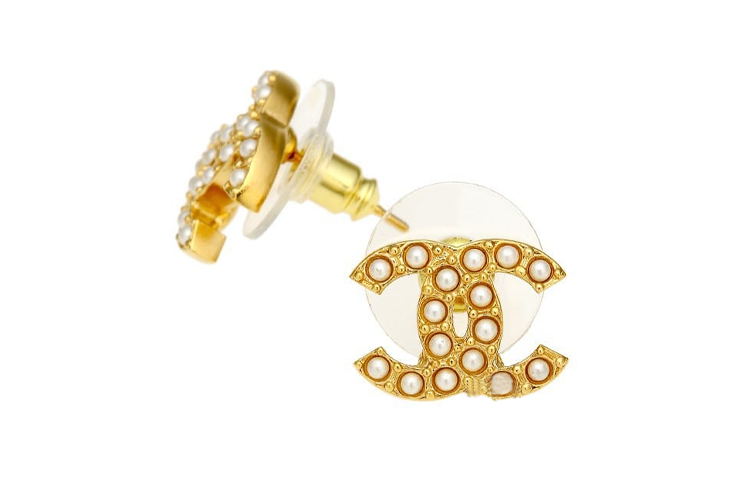 (Women) CHANEL Classic Double C Logo Metal Rhinestone Earrings for Women. AB8917-B08682-NJ334 圖 4