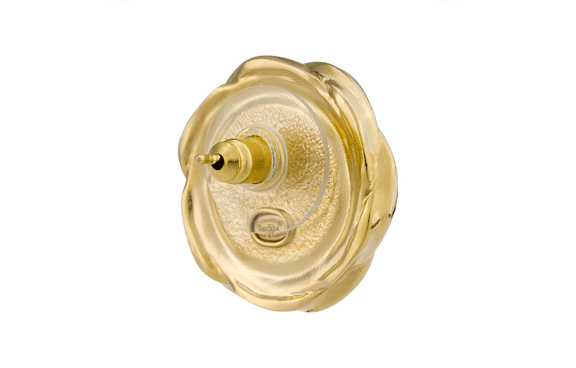 Shop (W) Anting Stud Logo Double C Chanel Classic Wanita. AB8733-B08640-NJ235