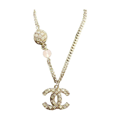 (Women) CHANEL Classic Double C Logo Pendant Metal Necklace for Women. AB5273B04531N9557