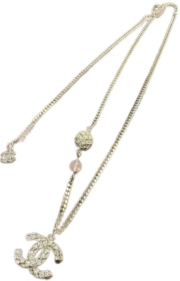 (W) CHANEL Kalung Wanita Liontin Logo Double C Klasik Metal. AB5273B04531N9557 Lookbook (W) CHANEL Kalung Wanita Liontin Logo Double C Klasik Metal. AB5273B04531N9557