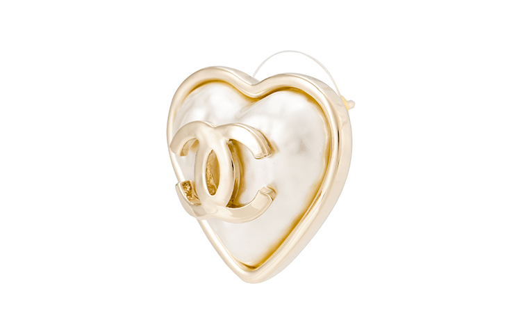 (Women) CHANEL Classic Double C Logo Vintage Heart-Shaped Gold Earrings for Women. AB7530-B07266-NG290 圖 3