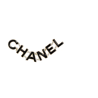 (Women) CHANEL Classic Letter Logo Metal Brooch Women Black. AB8720-B08502-NI912