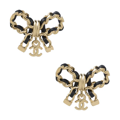 (Women) CHANEL Classic Logo Double C Bow Metal Earrings. AB8827-B08641-NJ235