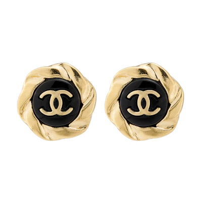 (Women) CHANEL Classic Logo Double C Small Gold Metal Stud Earrings for Women AB8734-B08640-NJ235