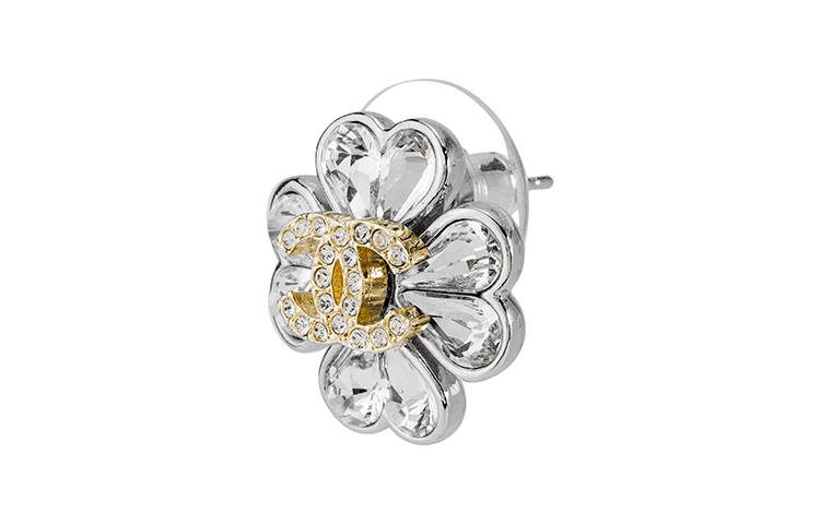 Lookbook (W) シャネル クローバーロゴ シルバー スタッド ピアス レディース用 ABA910B10902N0032