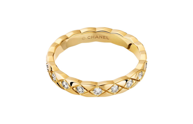 Lookbook (W) Anillo CHANEL CoCo Crush Oro 18K Diamante Quilted Estrecho - Dorado. J11872