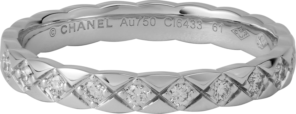 (Women) CHANEL Coco Crush Mini Diamond Bezel Beige White 18K Gold Ring J11871 Shop (Women) CHANEL Coco Crush Mini Diamond Bezel Beige White 18K Gold Ring J11871