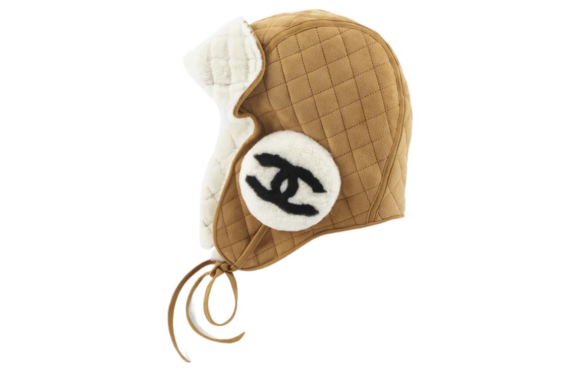 (Women) CHANEL Coco Neige FW23  Shearling C Logo Trapper Hat - Brown. AA9447-B13873-NQ799