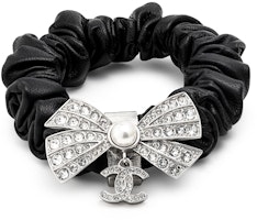 (Women) CHANEL Crystal Bow Metallic Headband for Women. AB8025-B07856-NH456 (Women) CHANEL Crystal Bow Metallic Headband for Women. AB8025-B07856-NH456