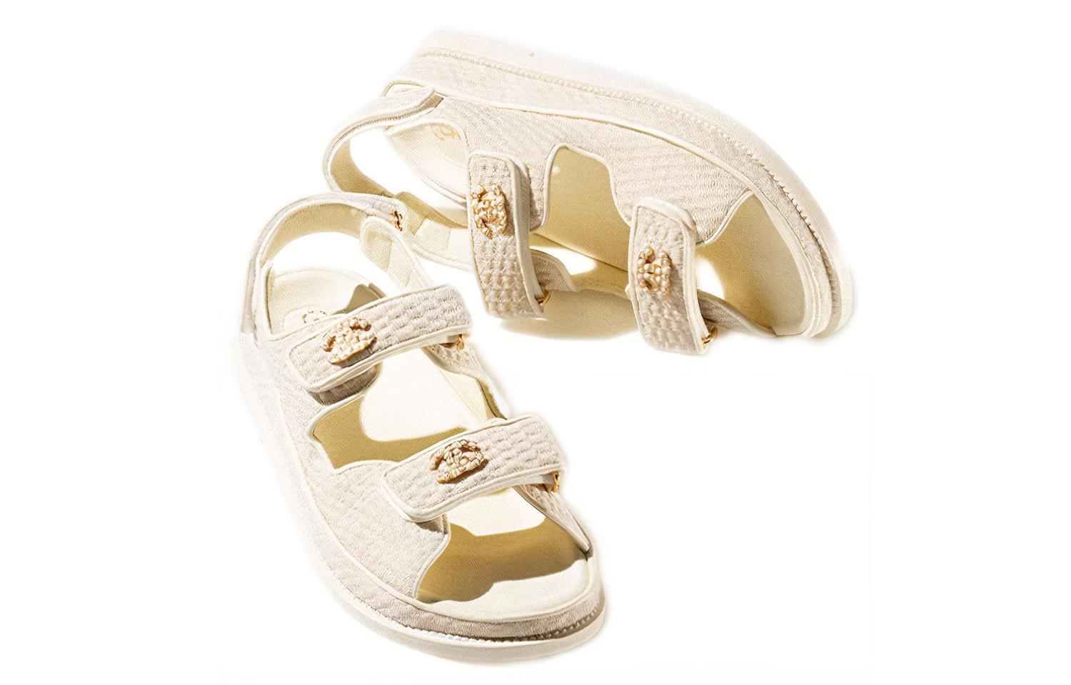 Shop (W) 香奈儿奶白色针织爸爸凉鞋 G35927-X56555-0N578