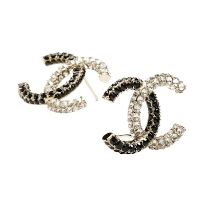 (Women) CHANEL Diamond Two-Tone Logo Metal Earrings for Women Black White. ABB909 B14522 NS360