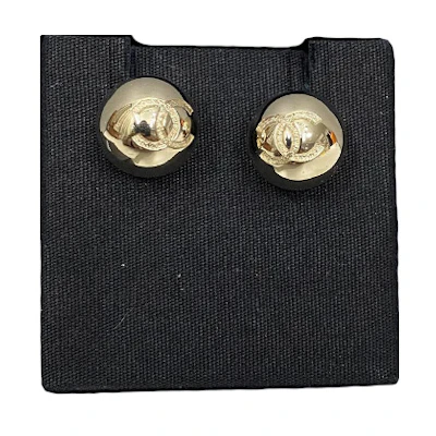 (Women) CHANEL Double C Ball Shaped Metal Stud Earrings for Women. AB6269-B03618-BW648