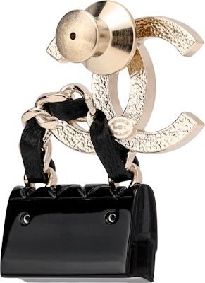 (W) CHANEL 雙C優雅時尚胸針 女士 - 金/黑色 ABA012-B09999-NL990 Lookbook (W) CHANEL 雙C優雅時尚胸針 女士 - 金/黑色 ABA012-B09999-NL990