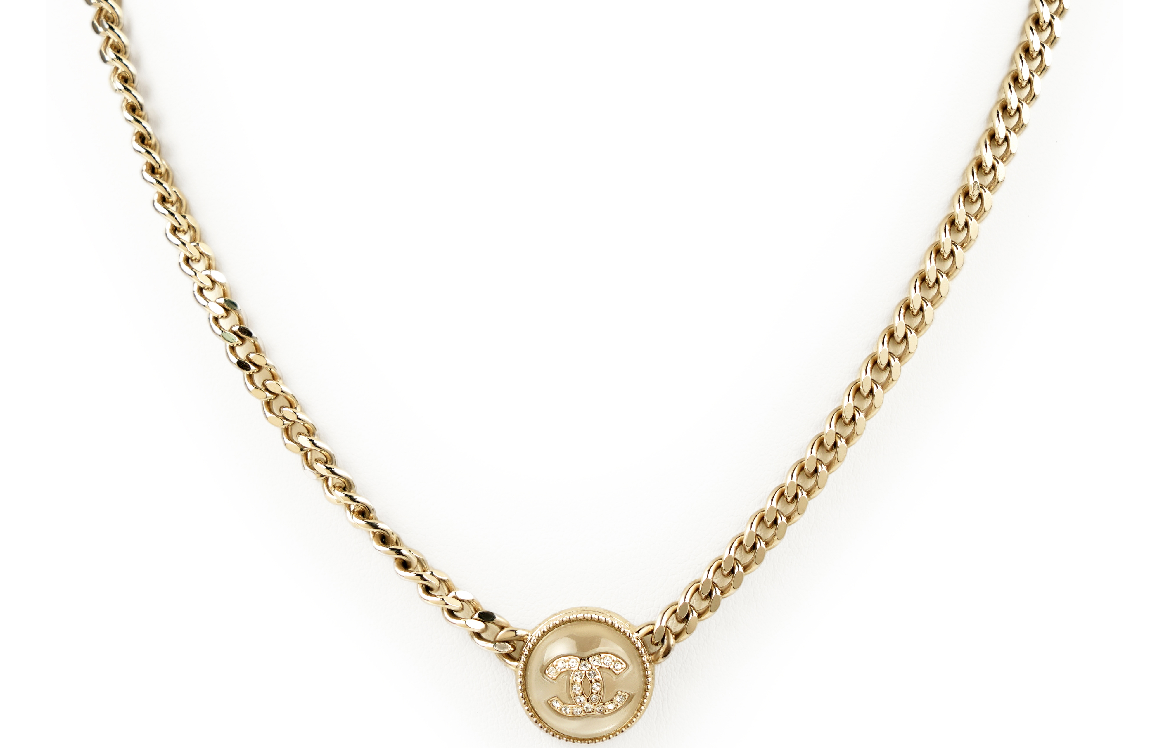 (Women) CHANEL Double C Gold Metal Pendant Necklace for Women. AB7802-B07472-NG628 圖 2