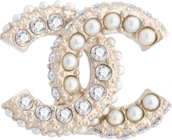(Women) CHANEL Double C Gold Pearl Earrings with Rhinestones for Women. AB9400-B09089-NK217 (Women) CHANEL Double C Gold Pearl Earrings with Rhinestones for Women. AB9400-B09089-NK217