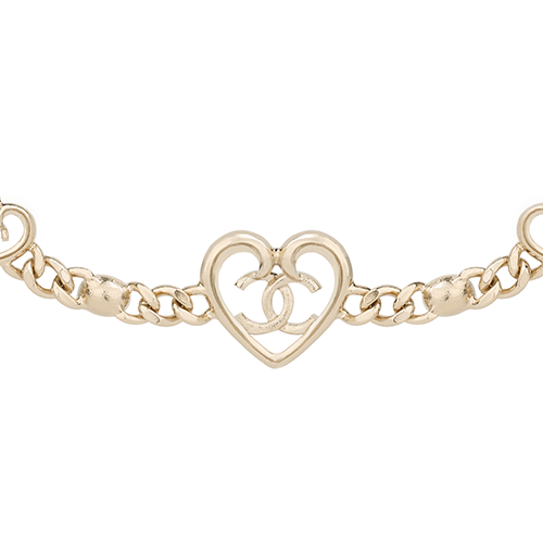 Lookbook (Women) CHANEL Double C Heart Pearl Adjustable Metal Necklace for Women. ABA081-B10034-NM079