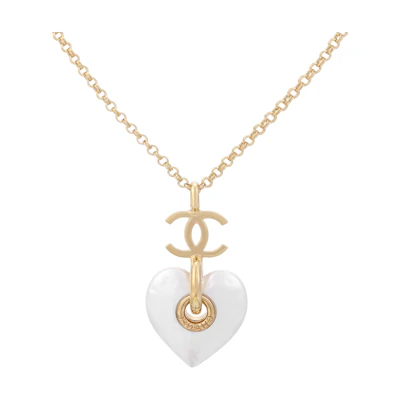 (Women) CHANEL Double C Heart Pendant Necklace Gold for Women - Metal & Resin. ABD077B16155NW373