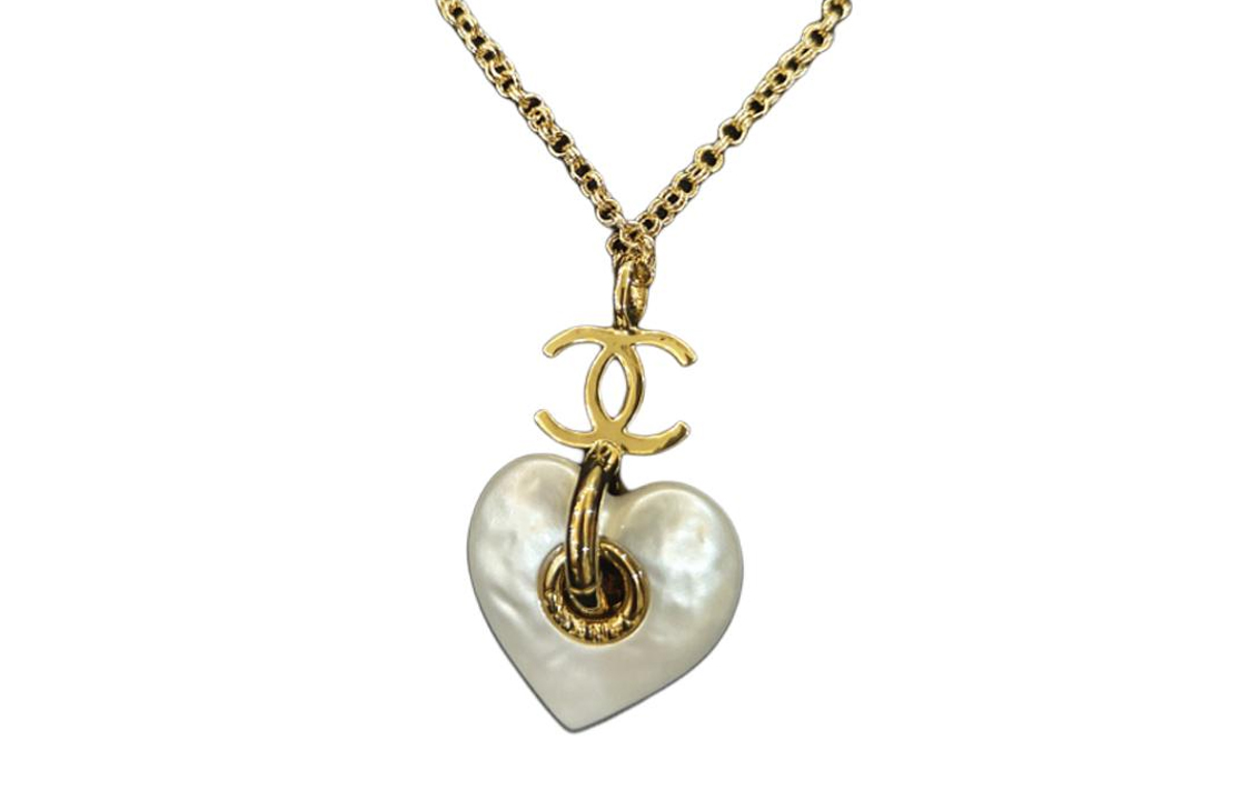 (Women) CHANEL Double C Heart Pendant Necklace Gold for Women - Metal & Resin. ABD077B16155NW373 圖 2