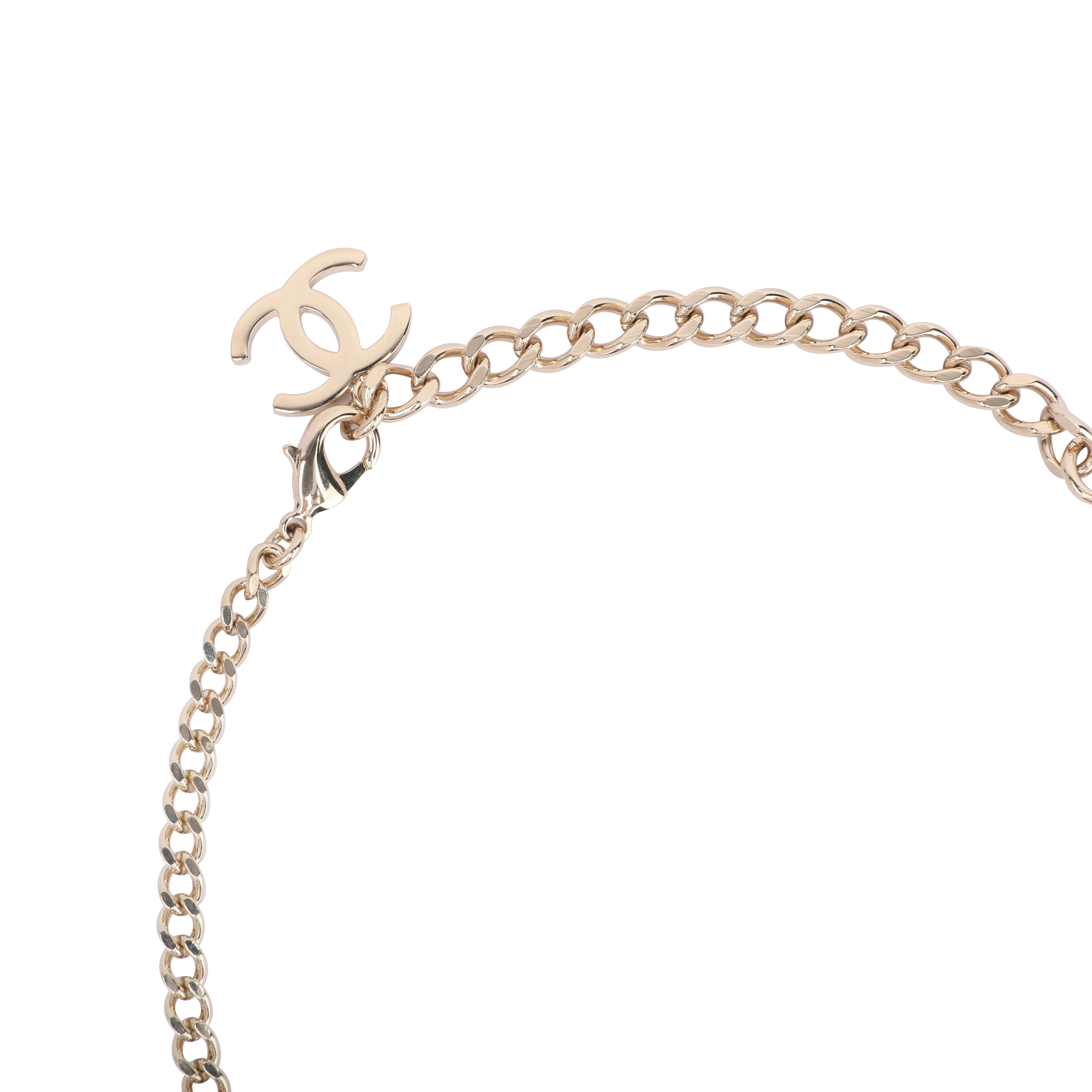 Shop (Women) CHANEL Double C Logo Fashion Trend Metal Necklace for Women. AB9787-B09803-NL456