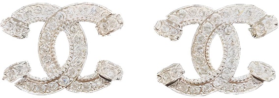 (Women) CHANEL Double C Logo Gold Stud Earrings for Women. AB2478-B010203-NK610 (Women) CHANEL Double C Logo Gold Stud Earrings for Women. AB2478-B010203-NK610