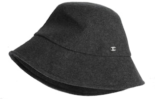 (W) Sombrero estilo bucket minimalista CHANEL con logo Doble C y color sólido. AA7847-B06573-NF102 Order (W) Sombrero estilo bucket minimalista CHANEL con logo Doble C y color sólido. AA7847-B06573-NF102