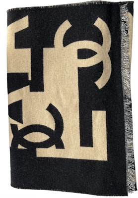 (Women) CHANEL Double C Logo Monogram Colorblock Knit Scarf Black/Beige AA8501B08940NJ829 Order (Women) CHANEL Double C Logo Monogram Colorblock Knit Scarf Black/Beige AA8501B08940NJ829