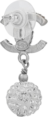 (W) Anting CHANEL Double C Logo Rhinestone Drop Wanita - Silver A58328-Y68920-ZG623 Shop (W) Anting CHANEL Double C Logo Rhinestone Drop Wanita - Silver A58328-Y68920-ZG623