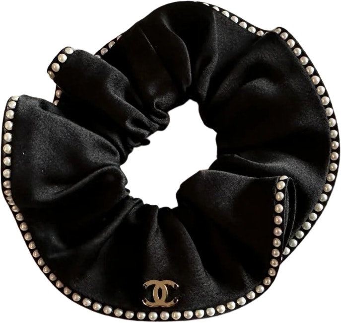 women-chanel-double-c-logo-satin-scrunchie-hair-tie-for-women-aa-9137-b10966-94305